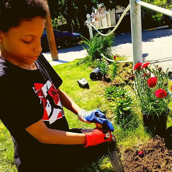 gardening black children